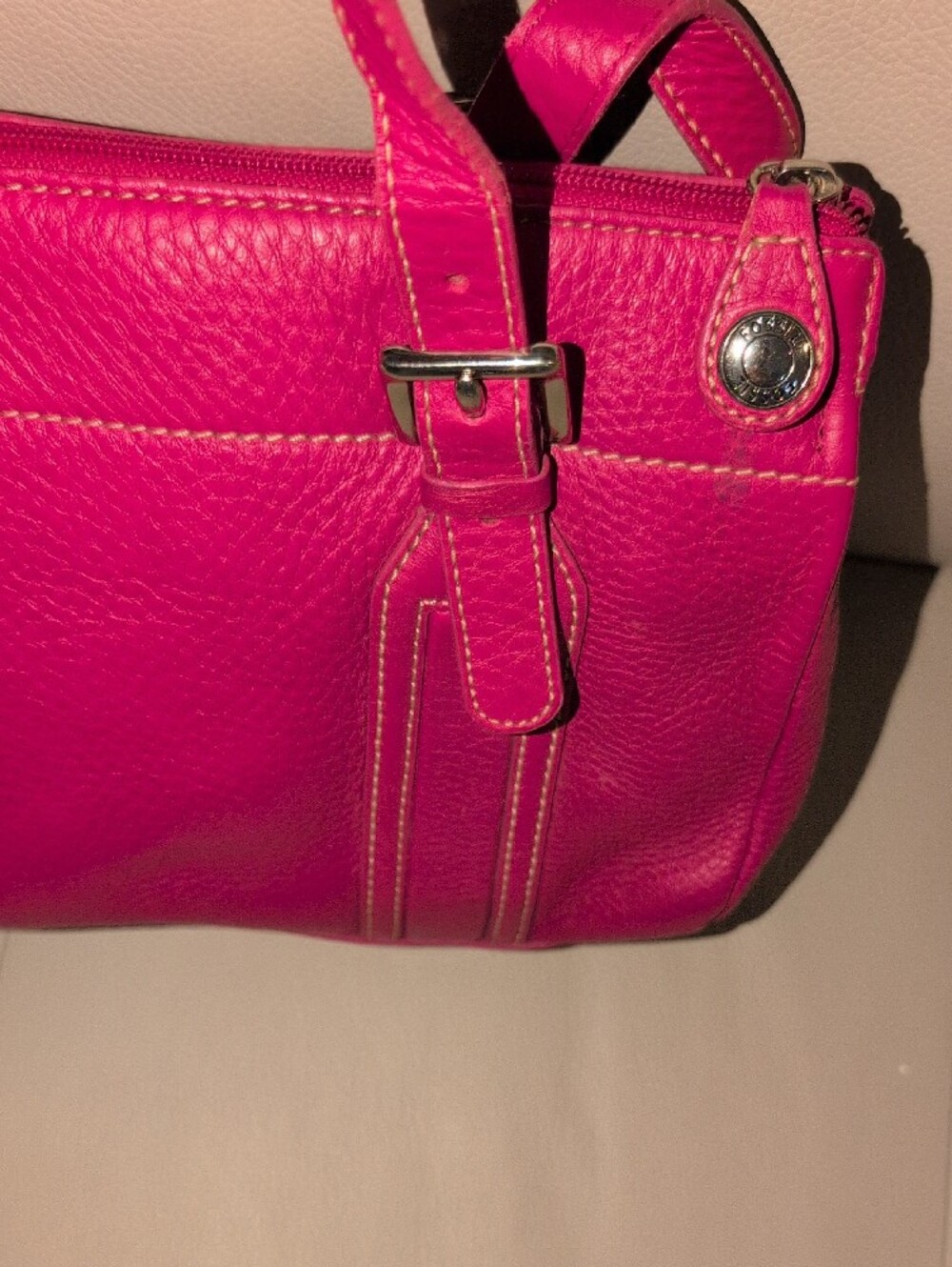 Fossil Fuchsia Leather Shoulder Bag - Picture 6 of 16